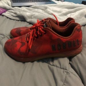 EUC no bull red camo trainers!